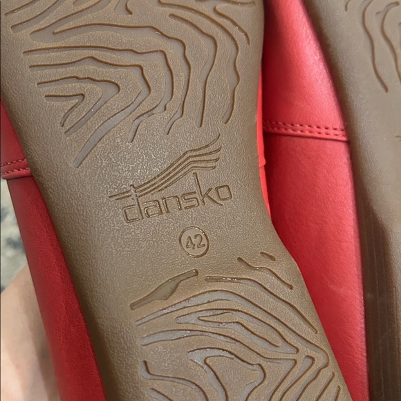Dansko Larisa SlipOn Leather Red Flats Casual Everyday Comfort Size 42 (11.5-12) - Picture 9 of 11